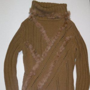 Woman's sweater